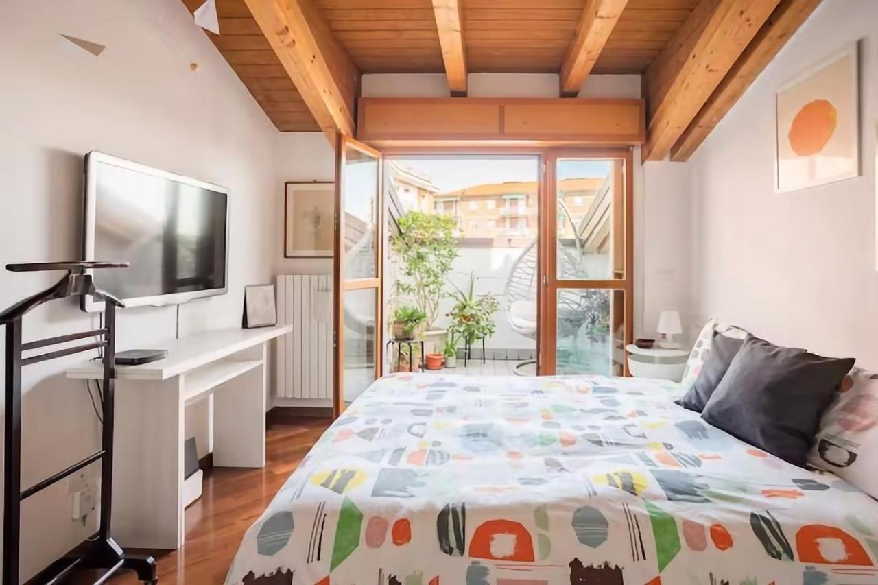 Le Domus Milano_Attic With Terrace Apartment Luaran gambar